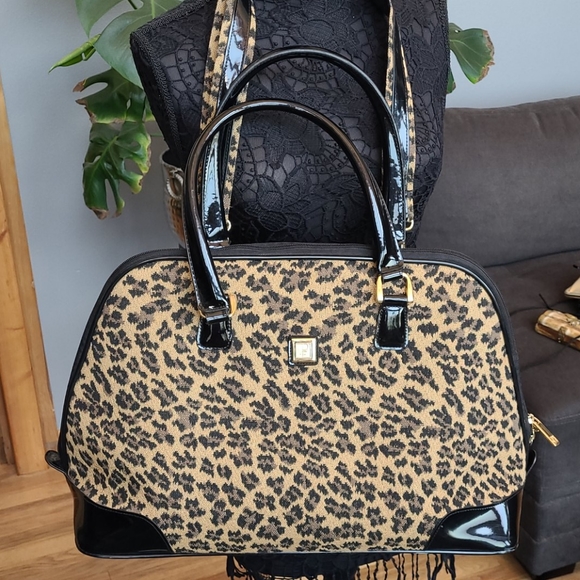Diane Von Furstenberg Handbags - Diane Von Furstenberg leopard print weekender bag
